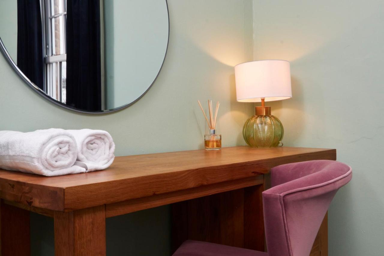 Stunning Two Bedroom Apartment By Purestay Short Lets & Serviced Accommodation Warwickshire With Parking Stratford-upon-Avon Dış mekan fotoğraf